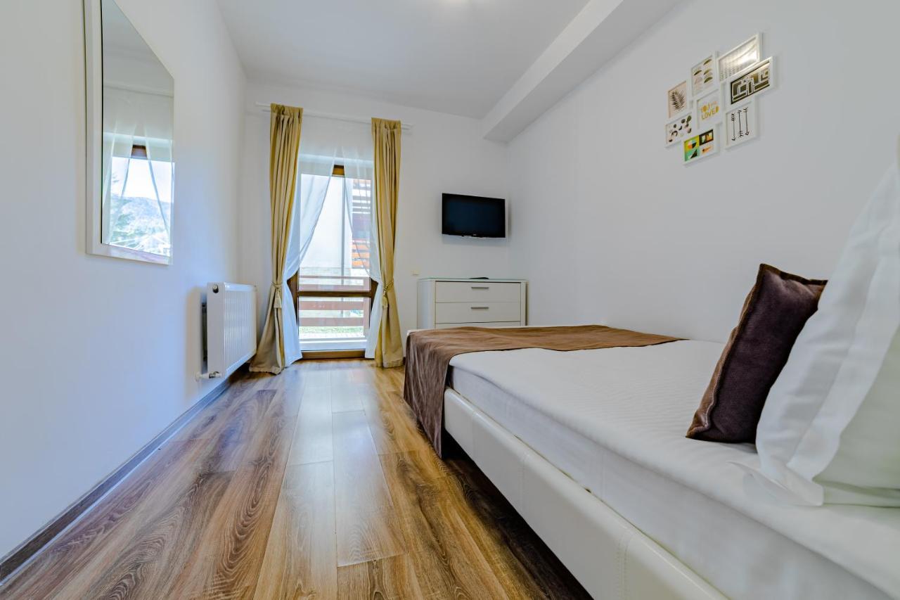 Yael Luxury Apartments 2 Buşteni Exteriér fotografie